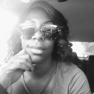 Meet your Posher, Nakia